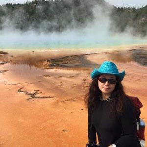 Meet your Posher, Cindy